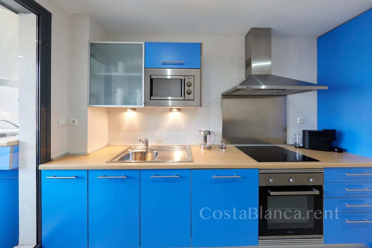 Luxurious, Newly-Renovated Large 2-Bedroom Condo By The Beach Benidorm Exterior foto