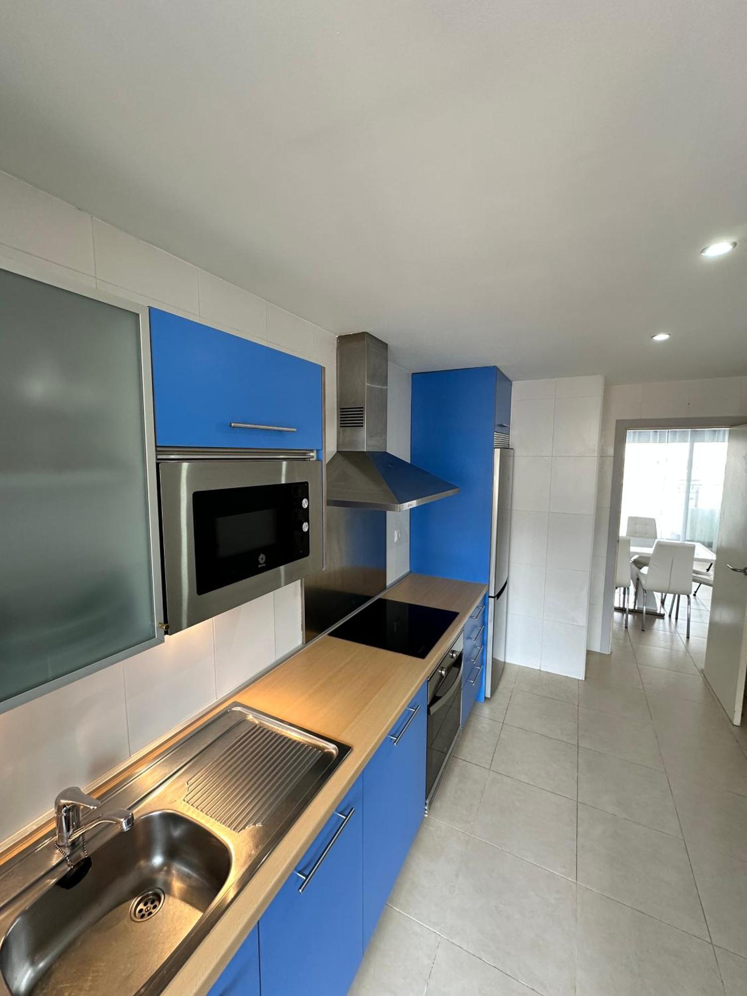 Luxurious, Newly-Renovated Large 2-Bedroom Condo By The Beach Benidorm Exterior foto